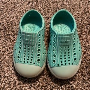 Glow in the dark! Natives